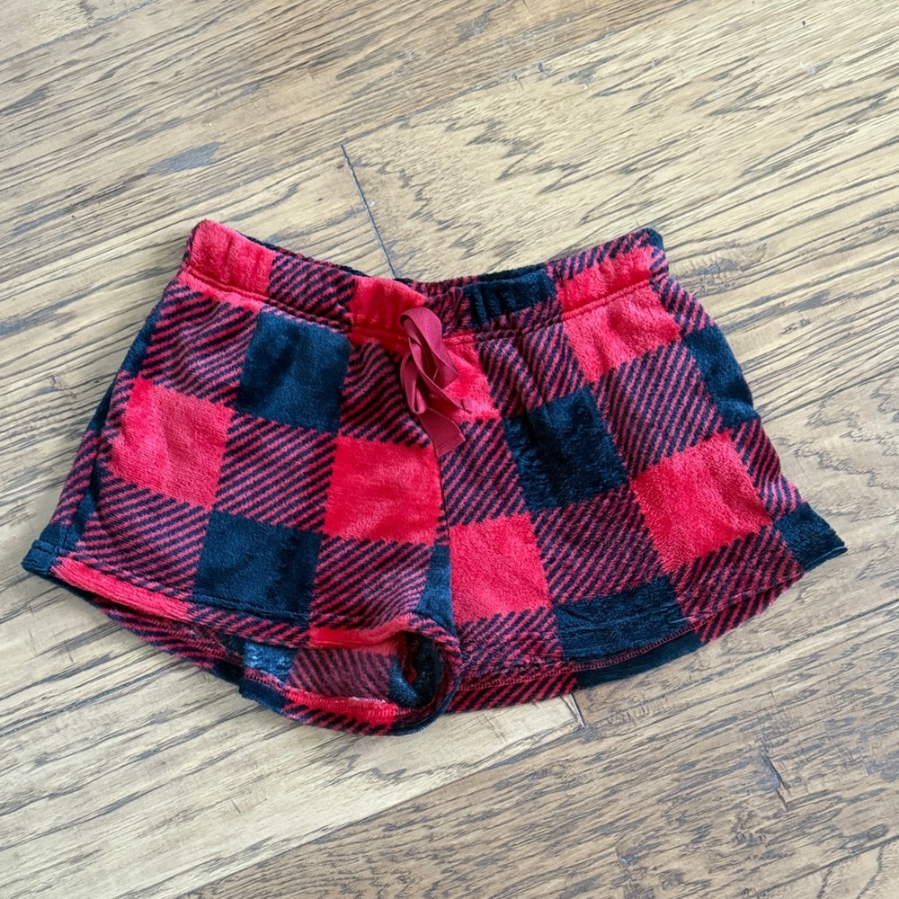 Soft Checkered Lounge Shorts - Red and Black